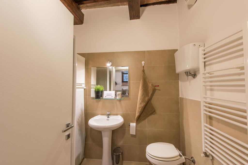 Vermaaten Boutique Suites Emerald Todi Exterior photo